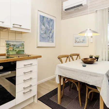 4 Person In Aeroskobing-by Traum Ærøskøbing